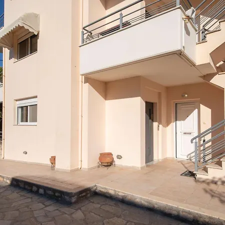 Eugenias Getaway By The Sea - Diminio Escape Kato Diminio