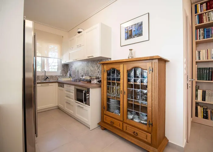 Eugenias Getaway By The Sea - Diminio Escape * Kato Diminio