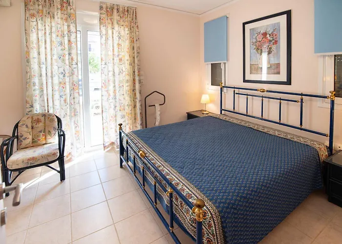 Eugenias Getaway By The - Diminio Escape * Kato Diminio