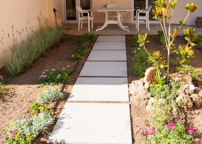 Eugenias Getaway By The - Diminio Escape Semesterbostad *