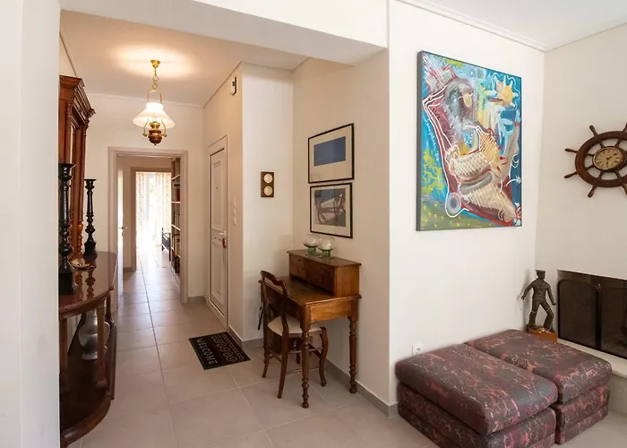 Eugenias Getaway By The Sea - Diminio Escape *