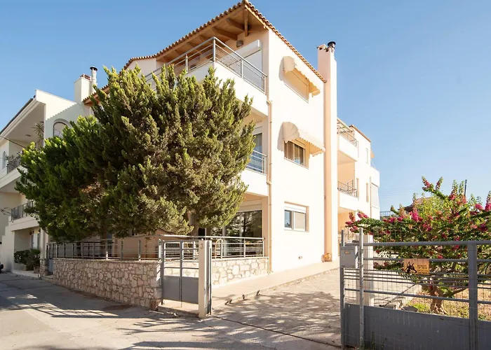 Eugenias Getaway By The Sea - Diminio Escape