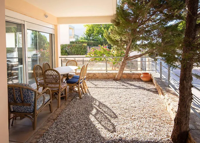 Eugenias Getaway By The Sea - Diminio Escape Nyaraló